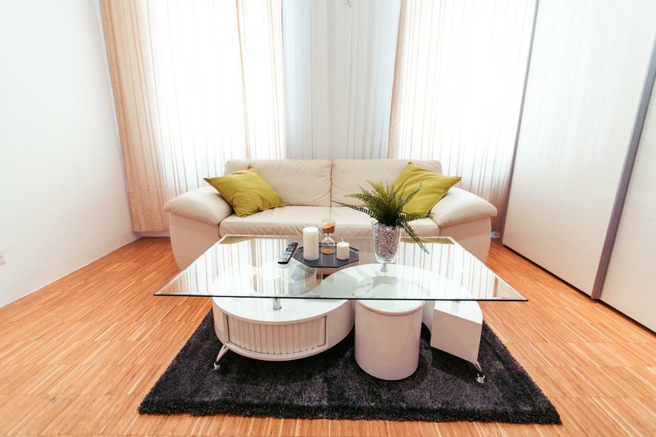 1020 | Vie | Apartment Вена Экстерьер фото